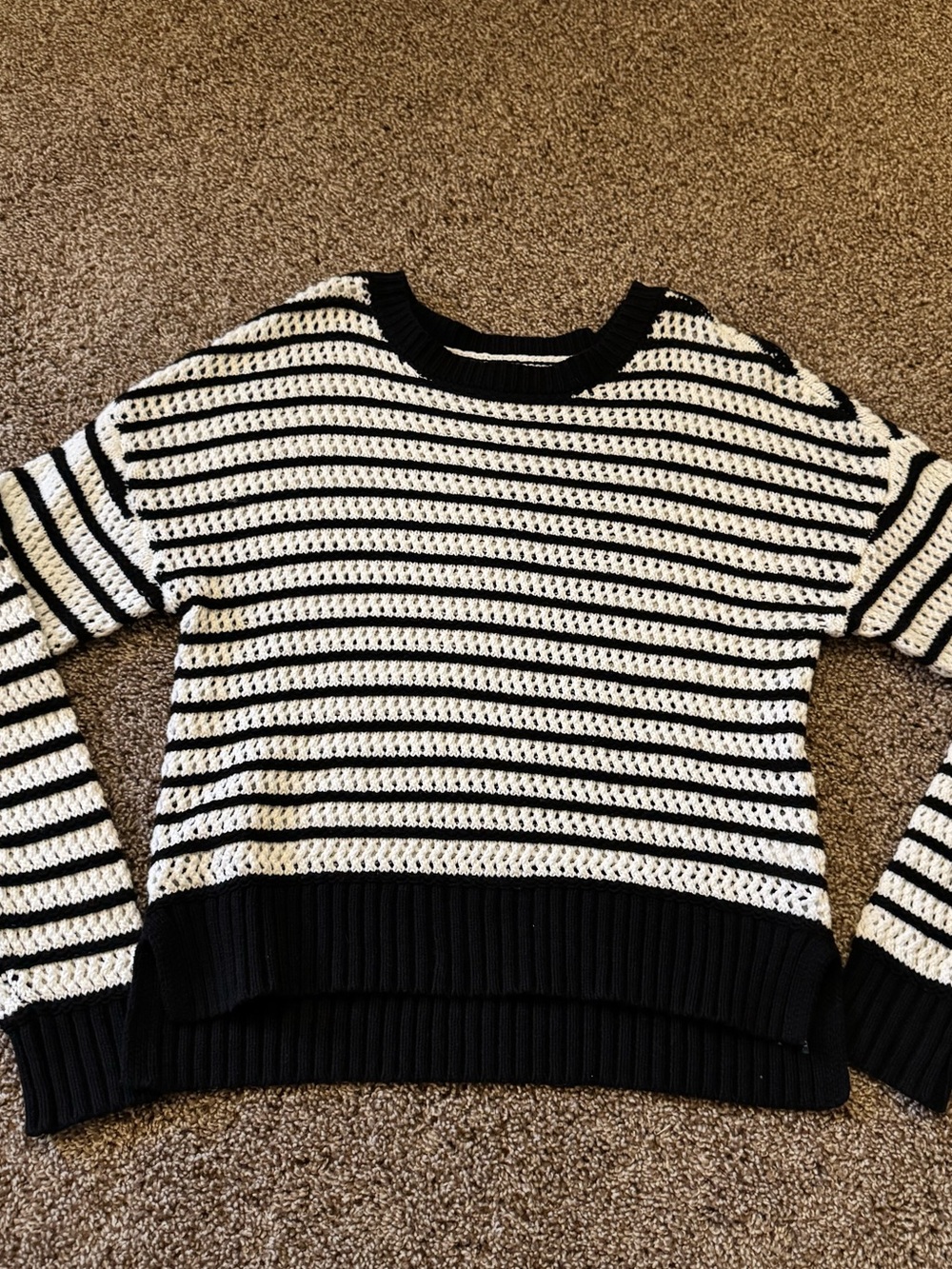 Aeropostale Black & White Striped Crochet Sweater Size XS